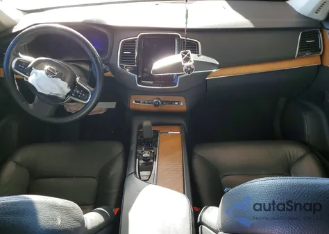 2024 Volvo Xc90 Plus z USA, uszkodzony, nr VIN YV4062PE8R1196785